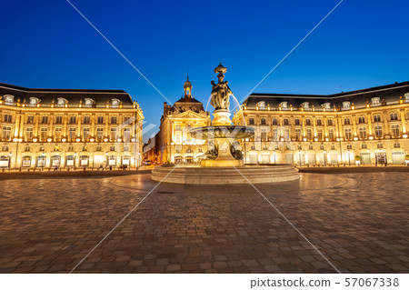 Place de la Bourse square, Bordeaux 57067338