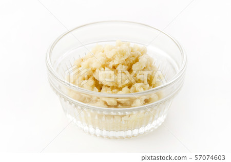 磨碎的薑 57074603