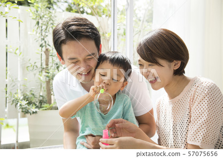 Parent and child bubbles 57075656