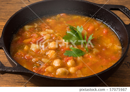 Moroccan chickpea beans soup 57075987