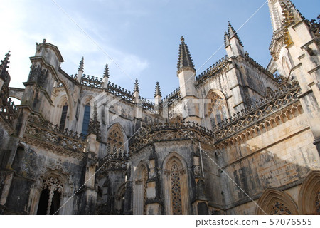 看在Batalha修道院的教會在葡萄牙 57076555
