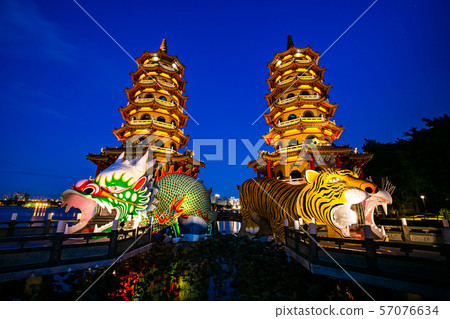 臺灣高雄左營蓮池潭 Asia Taiwan Kaohsiung Lake 57076634