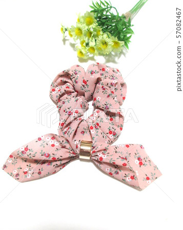 絲帶鞋與花卉圖案 57082467