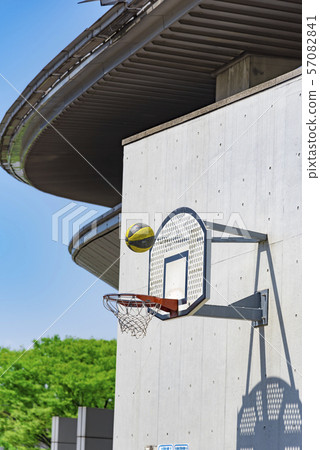 [Basket goal] 57082841