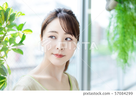 美女形象 57084299