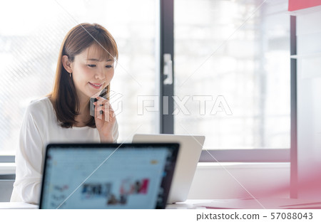 Business woman Business woman 57088043