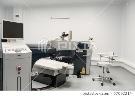 equipment in the eye clinic 57092214
