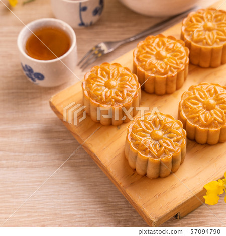 Mid-Autumn Festival Moon cake Geppei Mid-Autumn Festival Moon cake Geppei 57094790