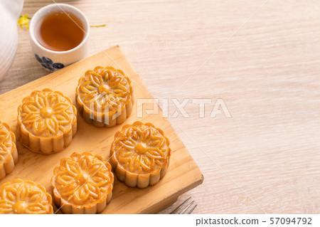 中秋節月餅蓋貝 中秋節月餅蓋貝 57094792