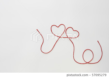 Red thread heart 57095279