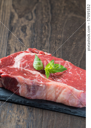 牛腰肉 57095852