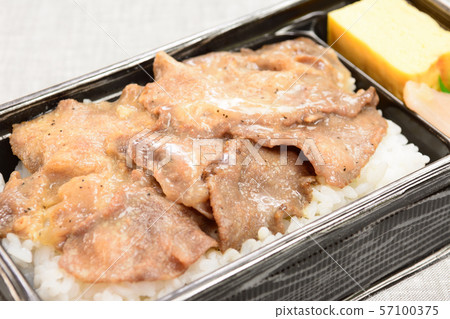 Delicious beef tender box lunch Delicious beef tender box lunch 57100375