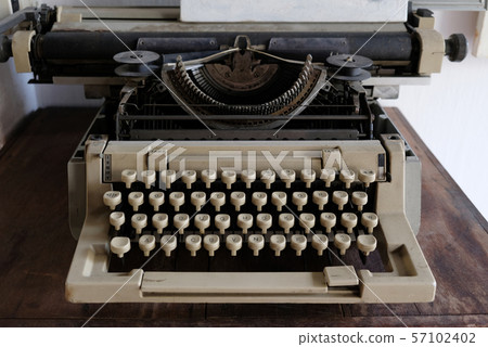 Typewriter  57102402