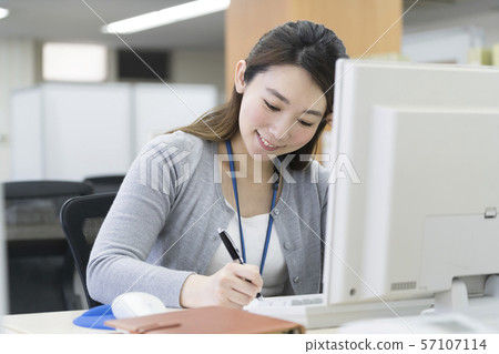 Women's business image 57107114