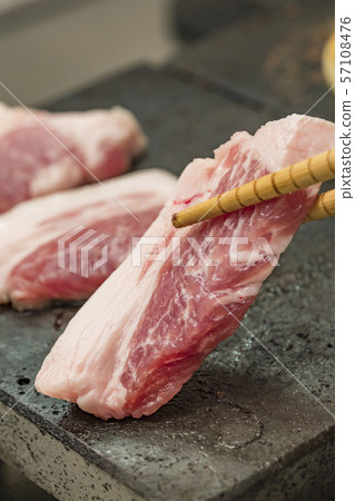 【烤肉】 【烤肉】 57108476