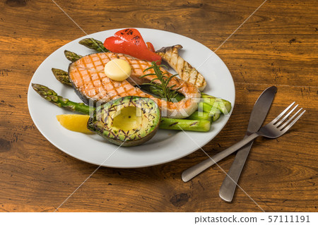 Typical delicious grilled salmon steak 57111191