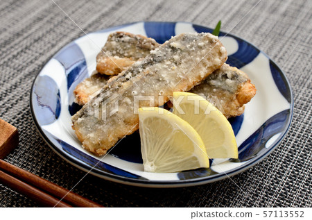 Tatsuta fried pike 57113552