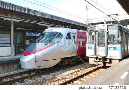 Yoon Line Kannonji Station Limited Express Shiokaze and Local Train 57125718
