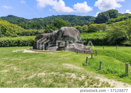 Ishimakitai burial mound Ishimakitai burial mound 57128877