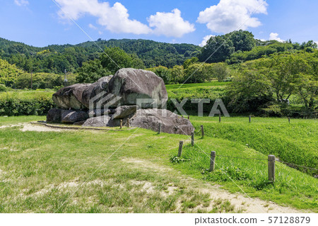 Ishimakitai burial mound Ishimakitai burial mound 57128879