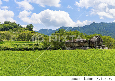 Ishimakitai burial mound 57128939