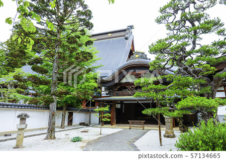 [Yamanashi Prefecture] Inui Tozan Sanrinji Temple 57134665