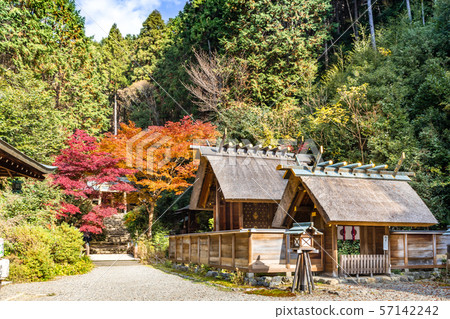 外面的神社板垣Omon和秋葉Hyuga Daijingu 57142242