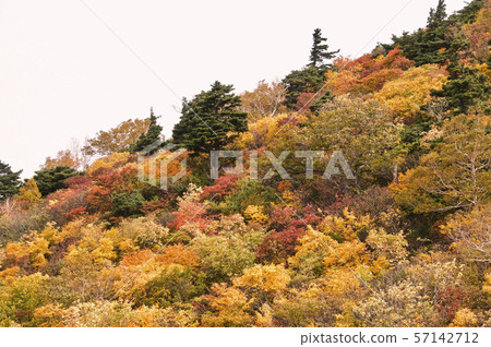 從昭和湖查找Kurikoma山 57142712