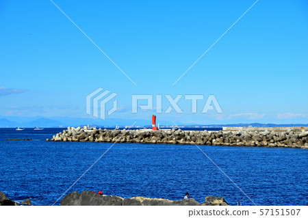 Jogashima Nagatsuro通行證和紅色燈塔 57151507