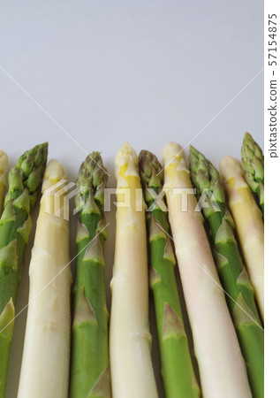 White asparagus and green asparagus 57154875