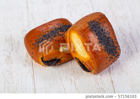 Sweet tastu bun 57156103