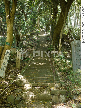 Hachimanyama and Hachiman Shrine (50 Kanagawa scenic spots) Hachimanyama and Hachiman Shrine (50 Kanagawa scenic spots) 57159290