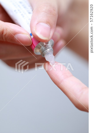 Lubricant (medicine, female, person, hand, finger, body parts, no face, copy space, housewife, mom) 57162920