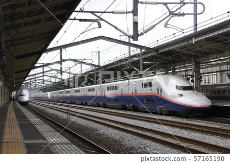 Joetsu Shinkansen E4 series (Tokiiro/Takasaki Station) Joetsu Shinkansen E4 series (Tokiiro/Takasaki Station) 57165190