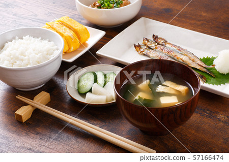 Japanese image, table 57166474