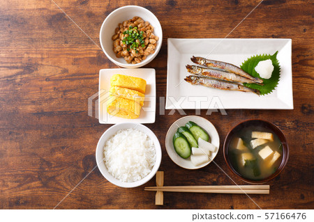Japanese image, table 57166476