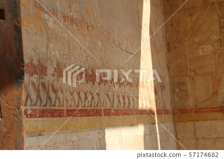 埃及王室谷 57174682