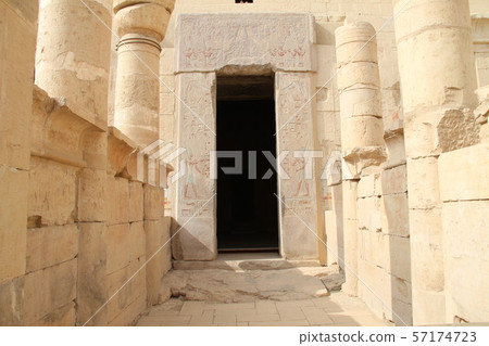 埃及王室谷 57174723