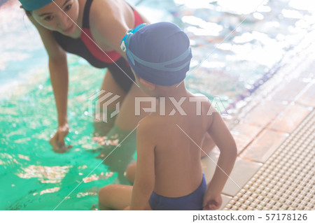 swimming, baby boy, boy 57178126
