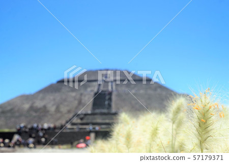 太陽Tiotiwakan金字塔 太陽Tiotiwakan金字塔 57179371