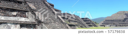 Moon Pyramid Tiotiwakan 57179838