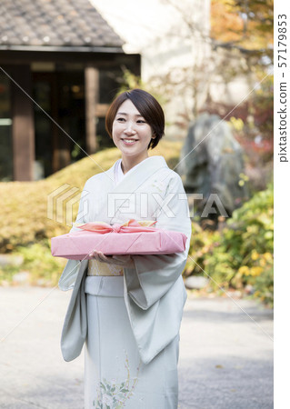 New Year gift year-end gift image Kimono figure woman New Year gift year-end gift image Kimono figure woman 57179853
