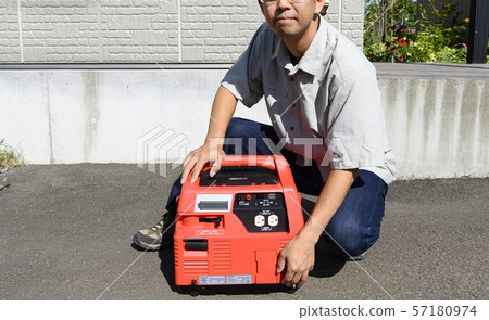 發電機和男人 57180974
