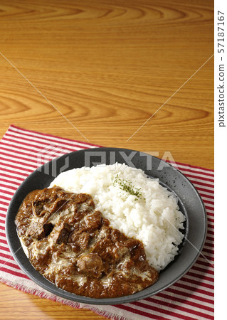 Curry rice with plenty of beef Curry rice with plenty of beef 57187167