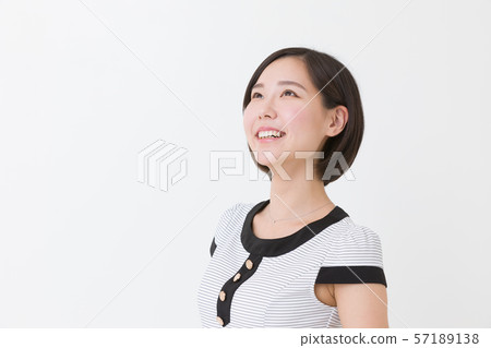 模型女人清爽 57189138