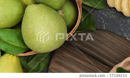 Yuzu yuzu flesh Peeled pomelo midautumn festival Yuzu yuzu yuzu Yuzu yuzu flesh Peeled pomelo midautumn festival Yuzu yuzu yuzu 57189253