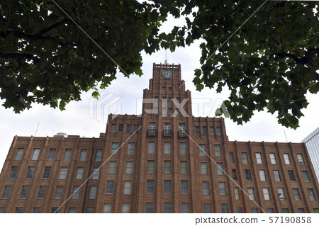Municipal administration hall 57190858