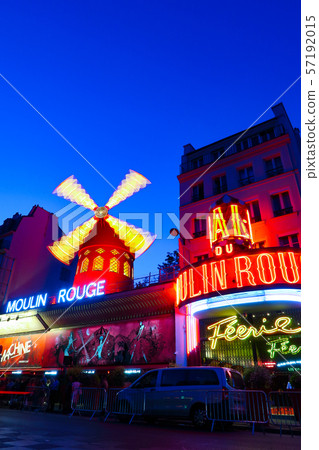 紅磨坊（巴黎） 57192015