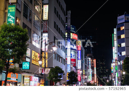 Shimbashi都市風景夜視圖 57192965