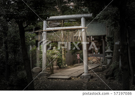 在Ato神社的日落 57197086